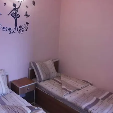 Elsi Sea Housе 3* 네세부르